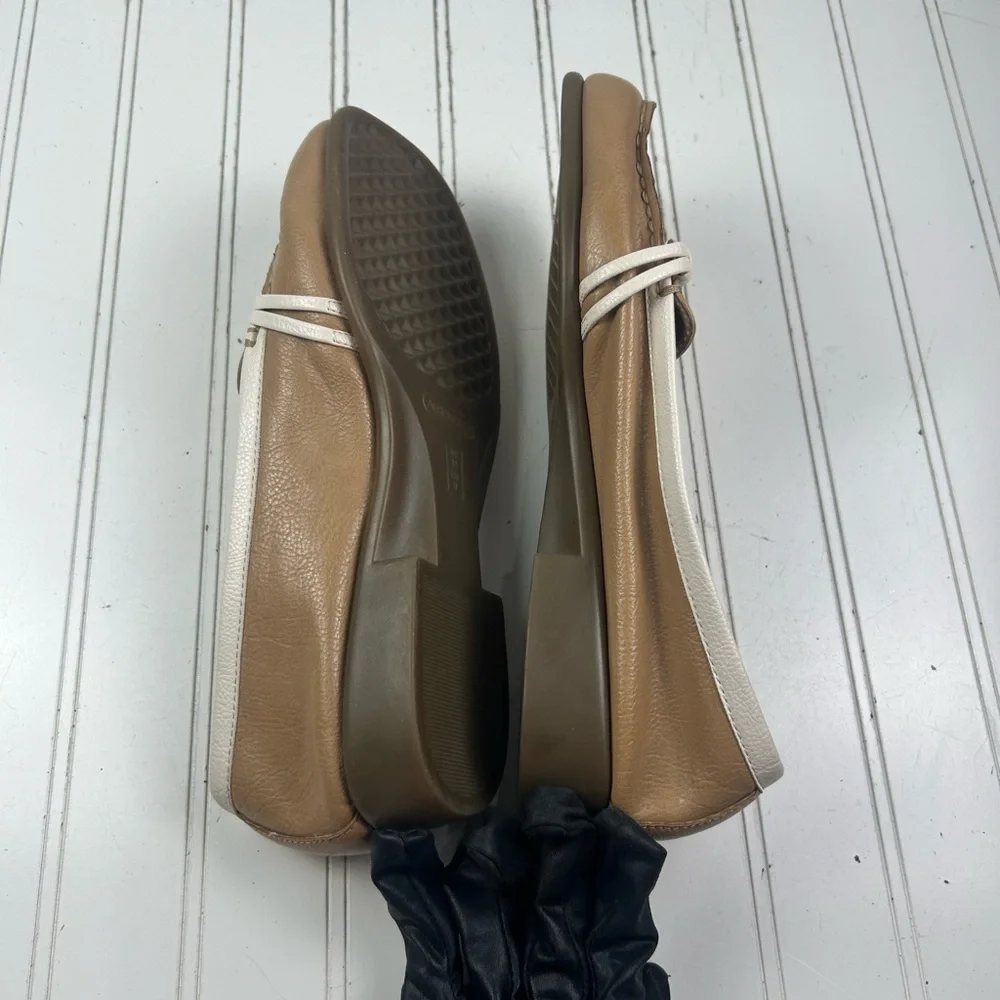 Aerosoles Beige Silver Dubious Slip-on Loafers Womenโs Size 11M - Picture 9 of 11